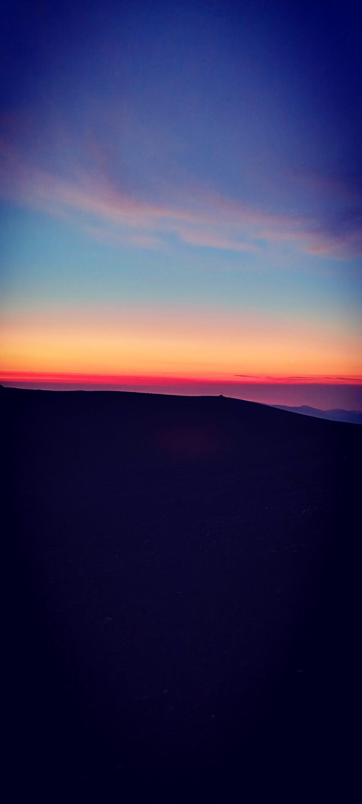 Trekking sul paesaggio vulcanico dell’Etna